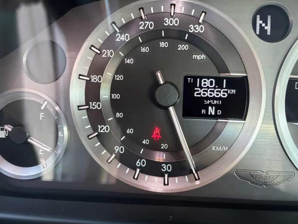 Aston Martin V8 Vantage 4.7l Sportshift - 11/2008-photo-10