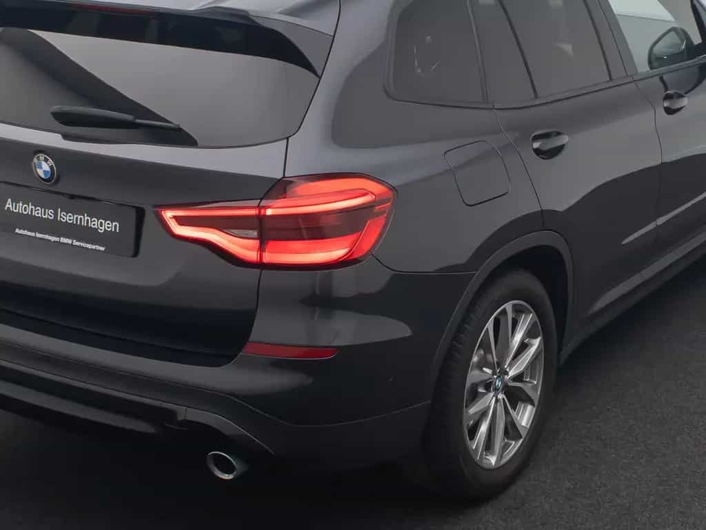 BMW X3 xD20d Kamera HUD HiFi AHK Komfort Sport 19" 09/2020-photo-16