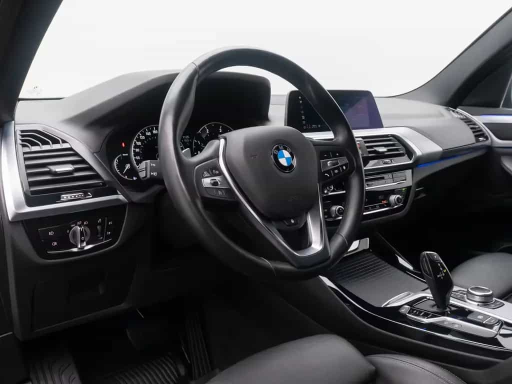 BMW X3 xD20d Kamera HUD HiFi AHK Komfort Sport 19" 09/2020-photo-20