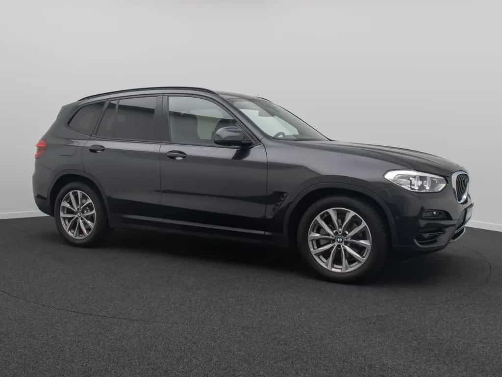 BMW X3 xD20d Kamera HUD HiFi AHK Komfort Sport 19" 09/2020-photo-3