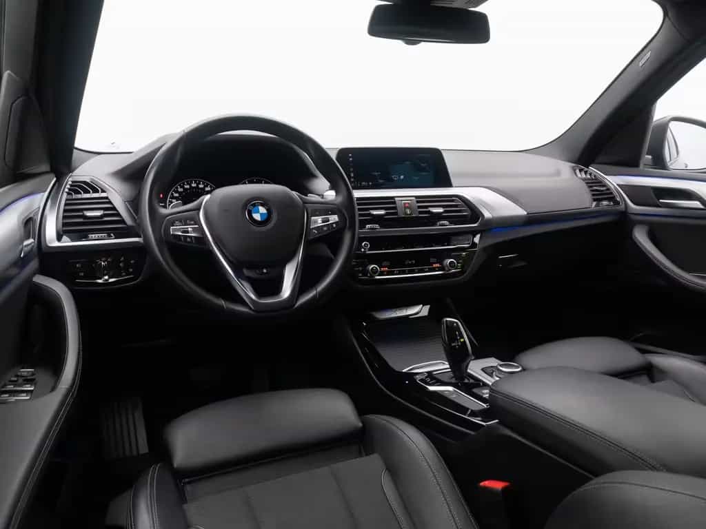 BMW X3 xD20d Kamera HUD HiFi AHK Komfort Sport 19" 09/2020-photo-36