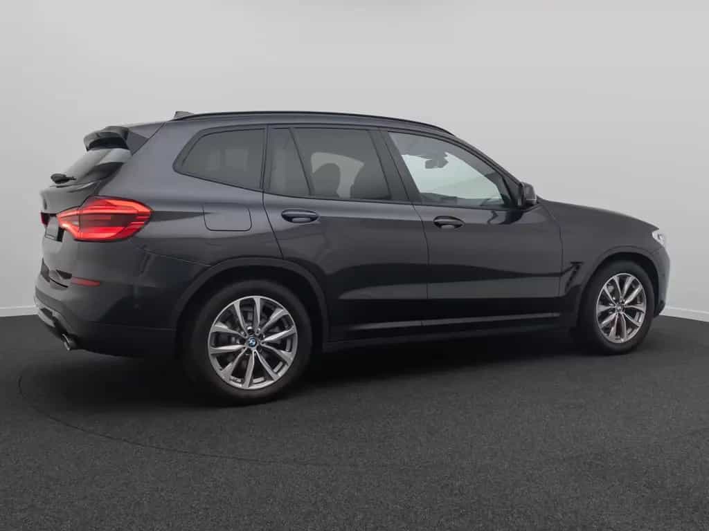 BMW X3 xD20d Kamera HUD HiFi AHK Komfort Sport 19" 09/2020-photo-5