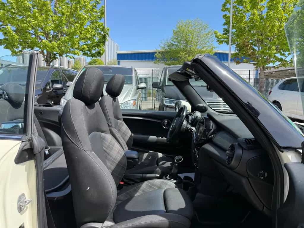 MINI Cooper Cabrio *AUTOMATIK*NAVI*PDC* 01/2018-photo-17