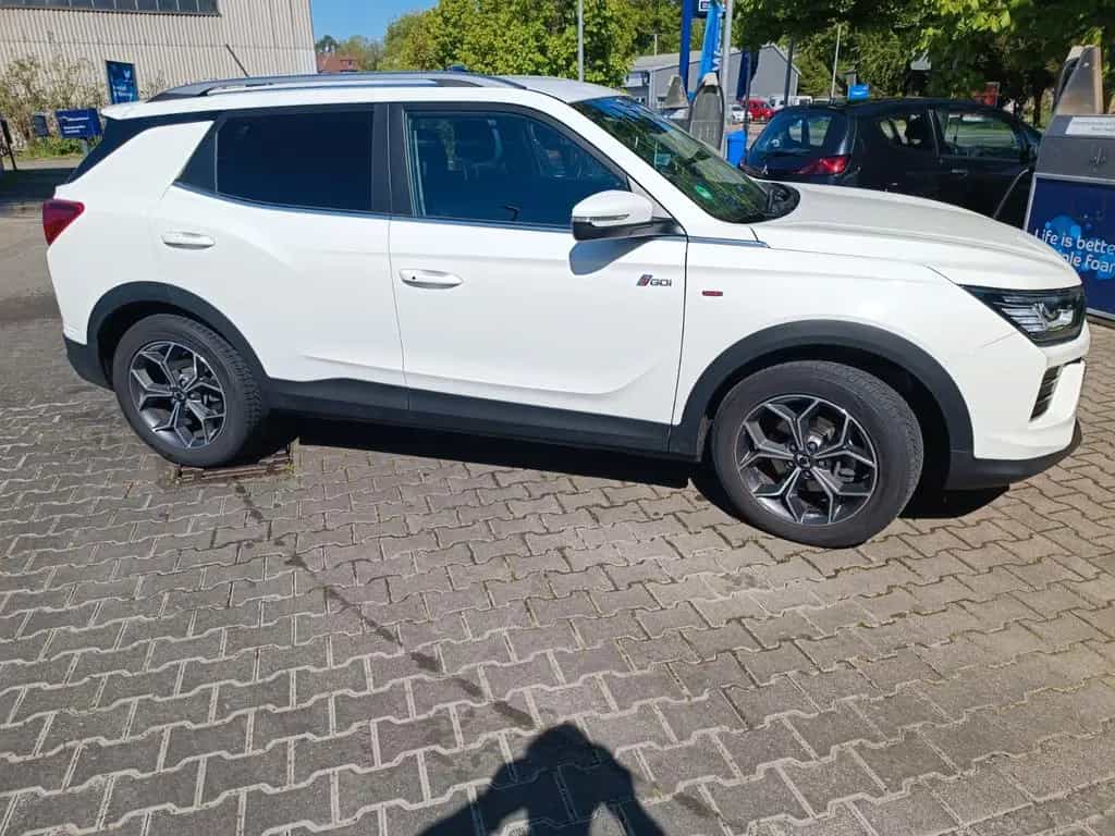 Ssangyong Korando Ruby 2022 39500 km 1.Hand Garantie 07/2022-photo-2