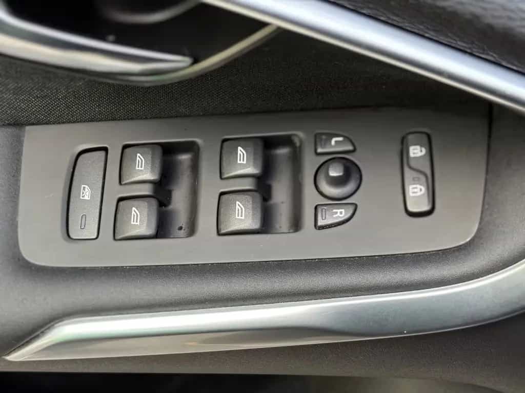 Volvo V40 You! Navi Xenon Automatik 11/2013-photo-12