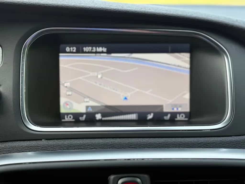 Volvo V40 You! Navi Xenon Automatik 11/2013-photo-16