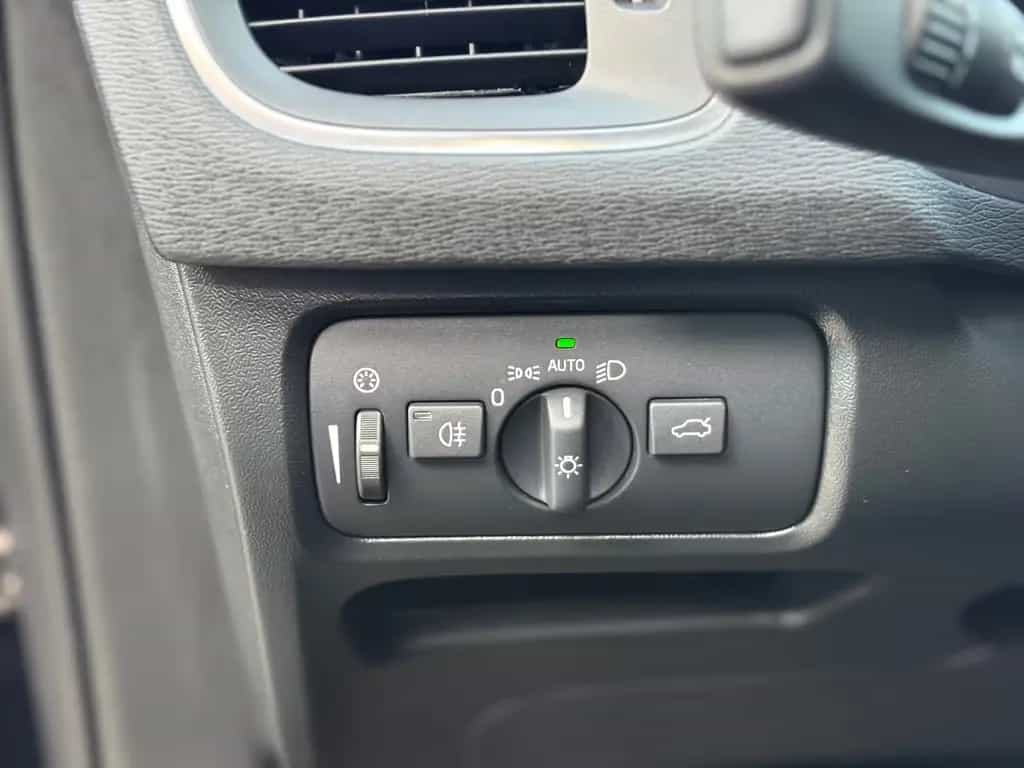 Volvo V40 You! Navi Xenon Automatik 11/2013-photo-7