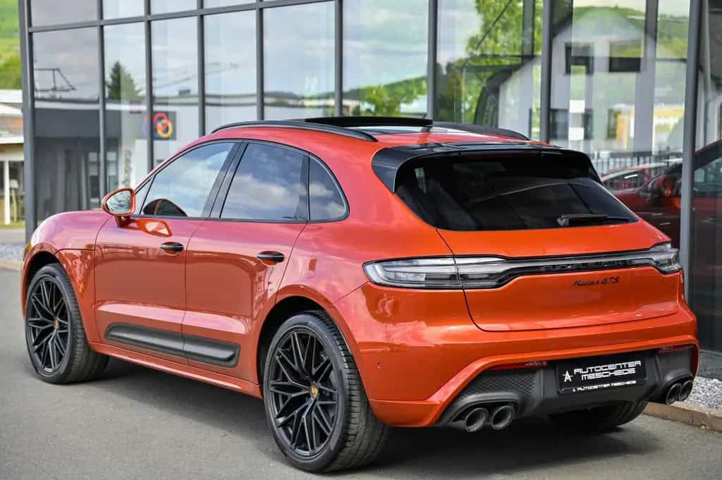 Porsche Macan GTS *Leder-Paket* Luft* Pano* AHK* 21 Zoll 02/2022-photo-4