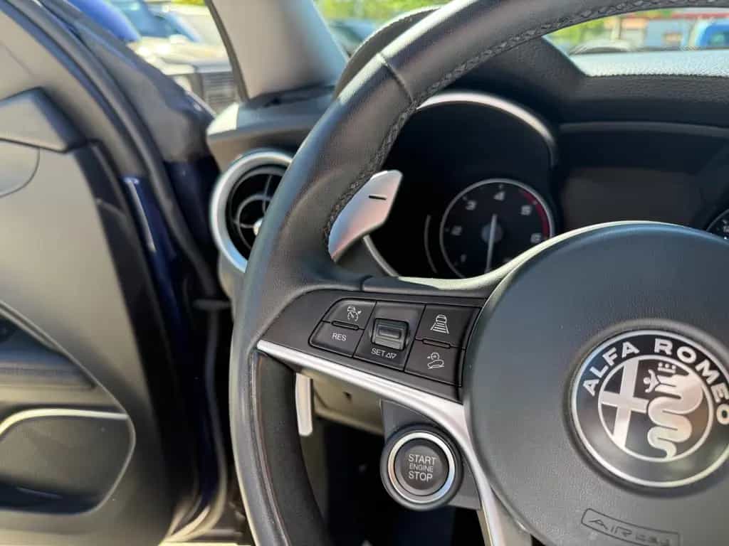 Alfa Romeo Stelvio 2WD*BlueMontecarlo*Kamera*Automatik* 06/2020-photo-10