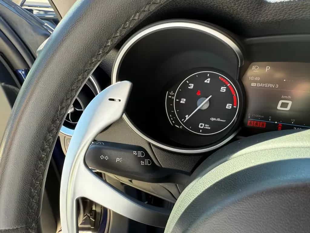 Alfa Romeo Stelvio 2WD*BlueMontecarlo*Kamera*Automatik* 06/2020-photo-11