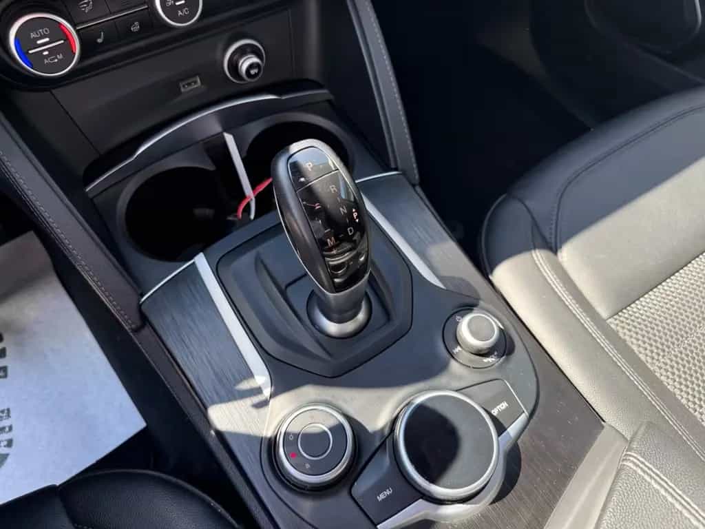 Alfa Romeo Stelvio 2WD*BlueMontecarlo*Kamera*Automatik* 06/2020-photo-12