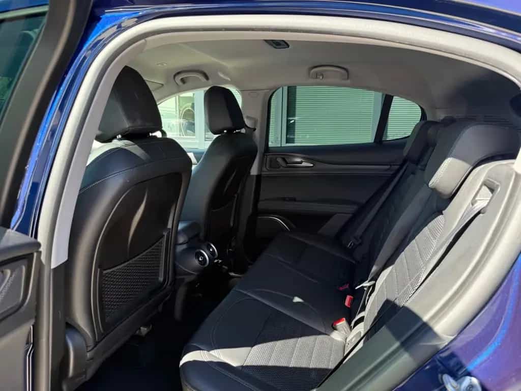 Alfa Romeo Stelvio 2WD*BlueMontecarlo*Kamera*Automatik* 06/2020-photo-16