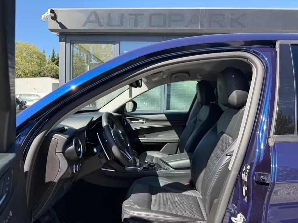 Alfa Romeo Stelvio 2WD*BlueMontecarlo*Kamera*Automatik* 06/2020-photo-7