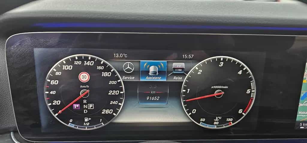 Mercedes-Benz E 350 E*350d*Lim.*Avantgarde*Widescreen*Multibeam*MEGA 07/2017-photo-26