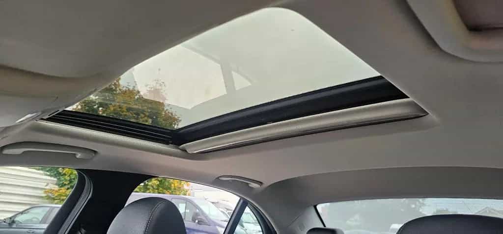 Mercedes-Benz E 350 E*350d*Lim.*Avantgarde*Widescreen*Multibeam*MEGA 07/2017-photo-47