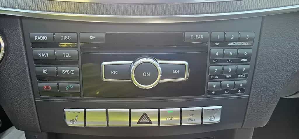 Mercedes-Benz E 200 E*200*CGI*Lim.*7G-TRONIC*Avantgarde*LED*SHD* 04/2016-photo-36