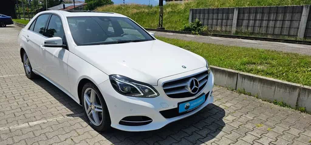 Mercedes-Benz E 200 E*200*CGI*Lim.*7G-TRONIC*Avantgarde*LED*SHD* 04/2016-photo-9