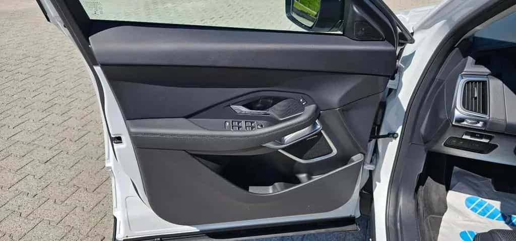 Jaguar E-Pace *D150*S*Aut.*AWD*Meridian*Leder*LED*Kamera 03/2020-photo-22