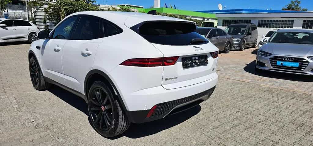 Jaguar E-Pace *D150*S*Aut.*AWD*Meridian*Leder*LED*Kamera 03/2020-photo-4