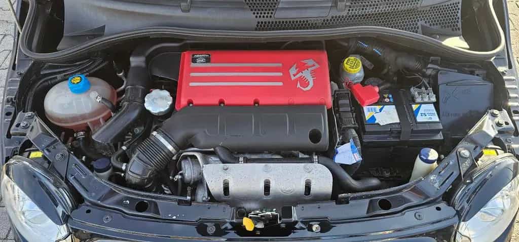 Abarth 595 *Turismo*Leder*NAVI*Carplay*Bi-Xenon*Carbon* 09/2015-photo-49