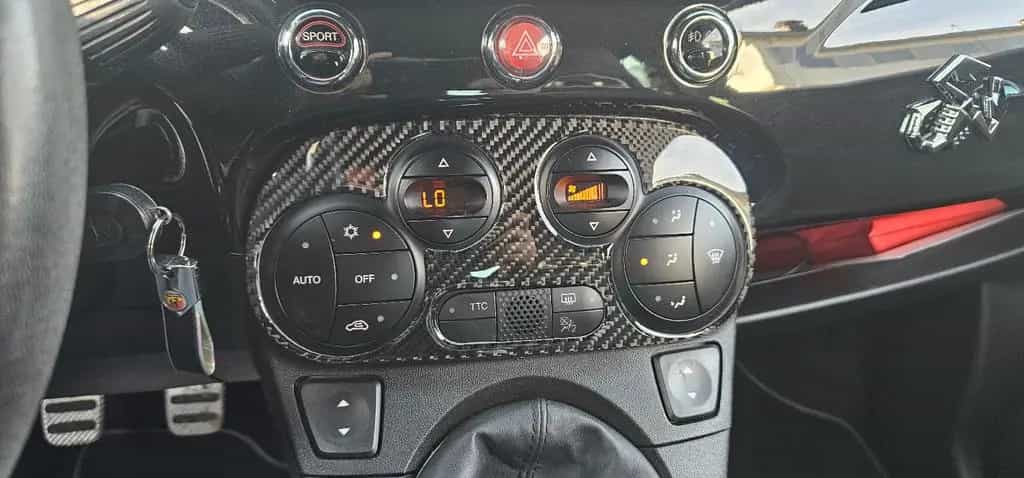 Abarth 595 Turismo 595*Turismo*Leder*NAVI*Carplay*Bi-Xenon*Carbon* 09/2015-photo-41