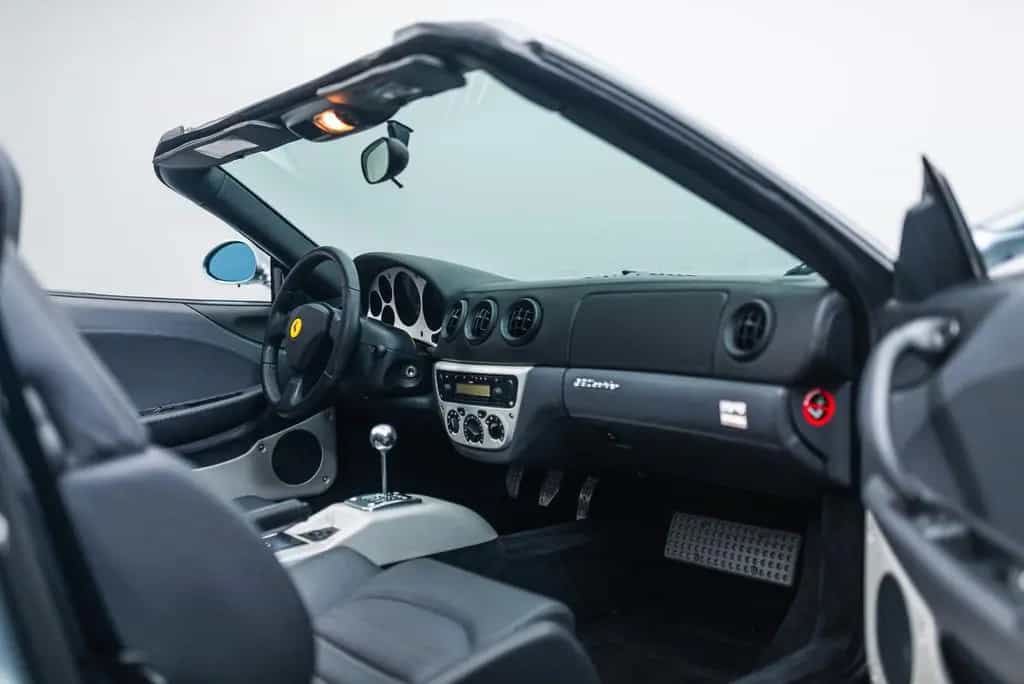 Ferrari 360 Spider - Handschalter, Erstbesitz 02/2001-photo-28