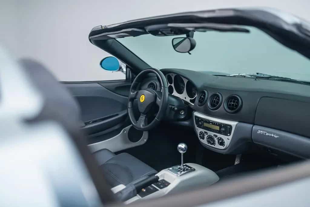 Ferrari 360 Spider - Handschalter, Erstbesitz 02/2001-photo-7