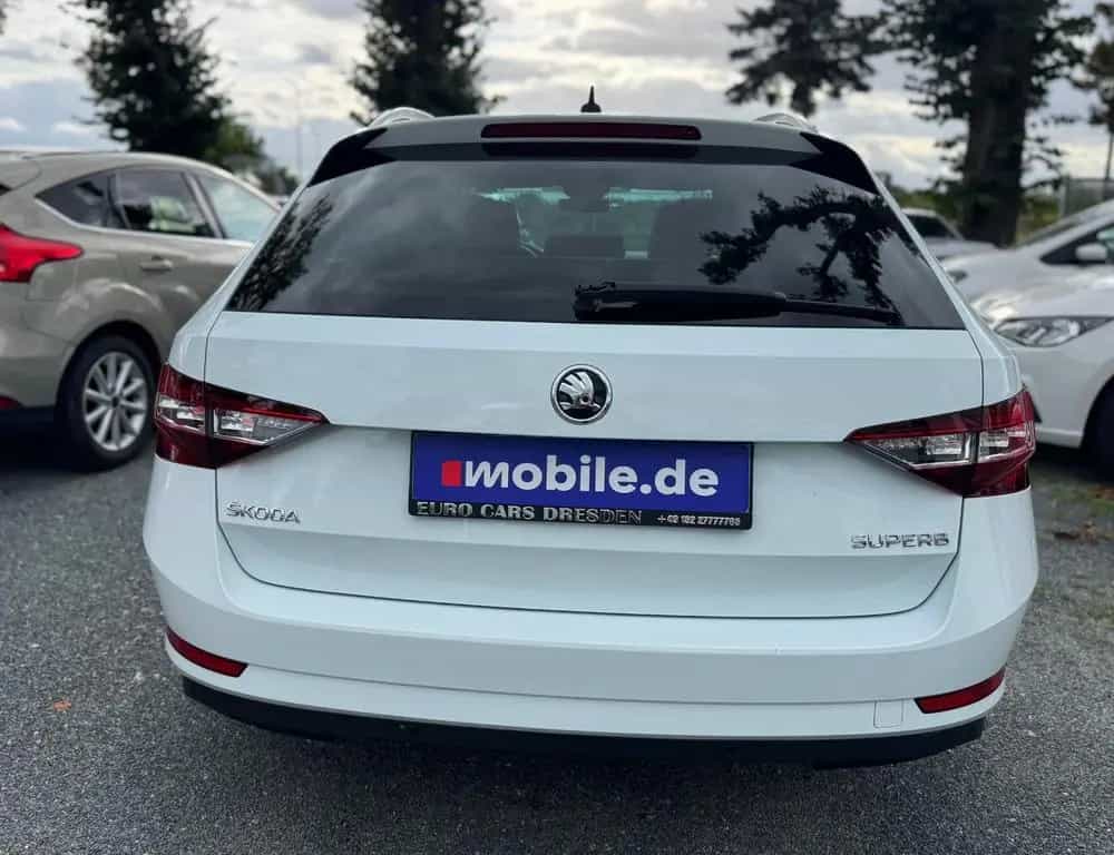 Skoda Superb 2.0 TSI 162kW Green tec DSG L&K Combi 08/2016-photo-5
