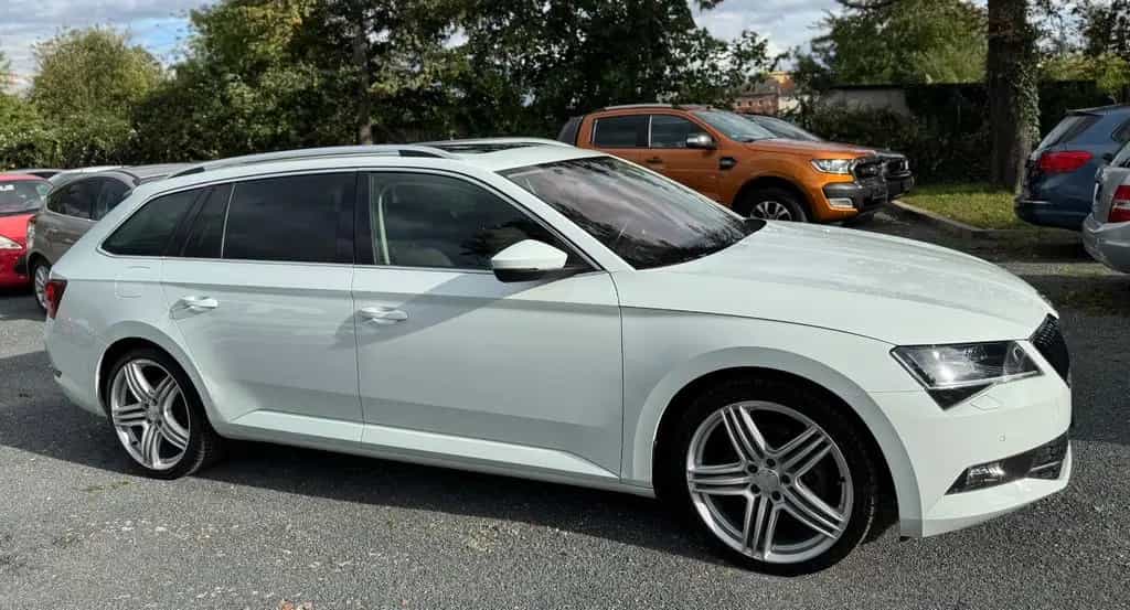 Skoda Superb 2.0 TSI 162kW Green tec DSG L&K Combi 08/2016-photo-7