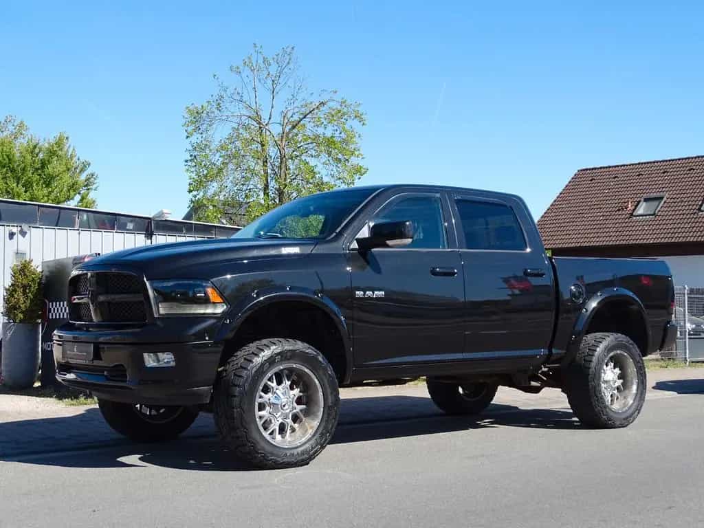 Dodge RAM 1500 5,7L HEMI 4x4 CrewCab LPG-Gas *BIGFOOT* 03/2011-photo-2