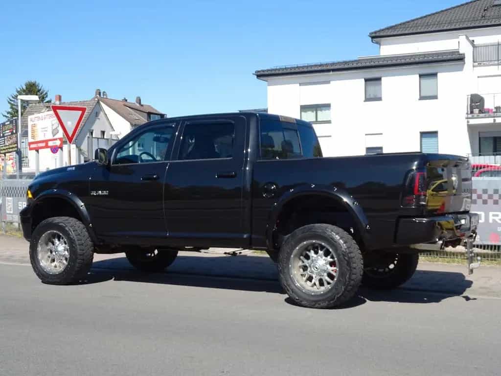 Dodge RAM 1500 5,7L HEMI 4x4 CrewCab LPG-Gas *BIGFOOT* 03/2011-photo-3