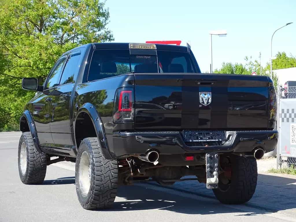 Dodge RAM 1500 5,7L HEMI 4x4 CrewCab LPG-Gas *BIGFOOT* 03/2011-photo-5