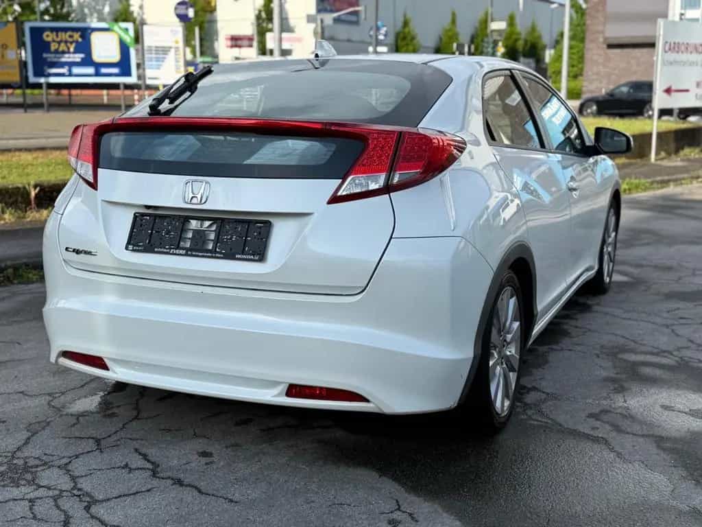 Honda Civic Lim. 5-trg. 1.6 i-DTEC Sport Tüv 03-2028 09/2013-photo-13