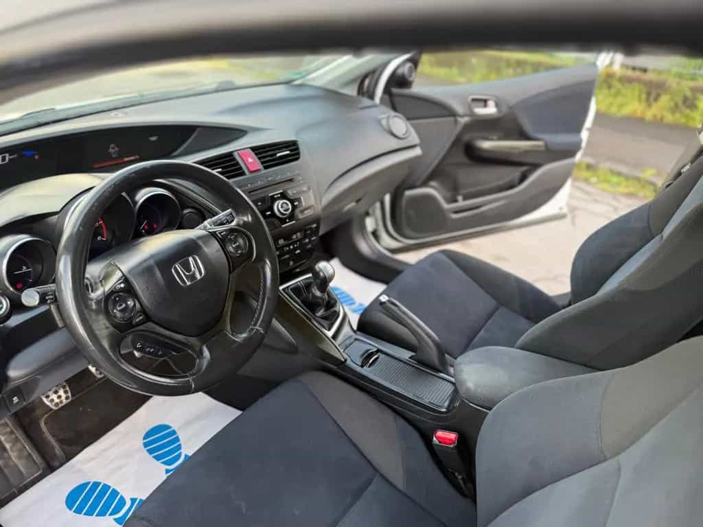 Honda Civic Lim. 5-trg. 1.6 i-DTEC Sport Tüv 03-2028 09/2013-photo-29