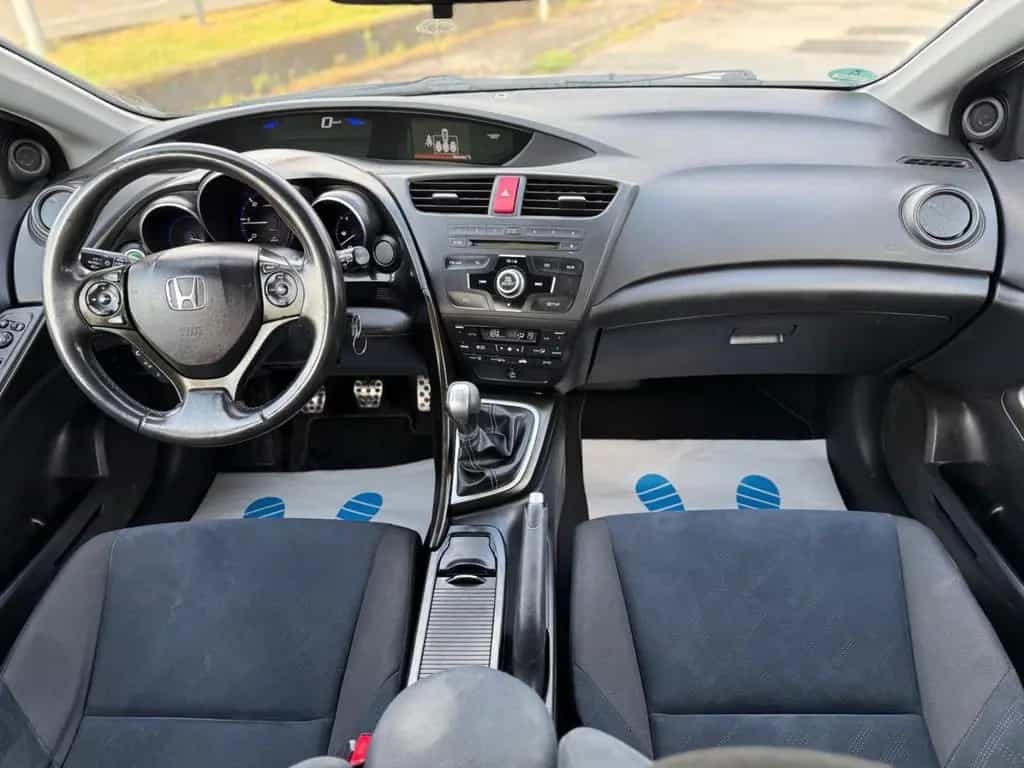 Honda Civic Lim. 5-trg. 1.6 i-DTEC Sport Tüv 03-2028 09/2013-photo-31