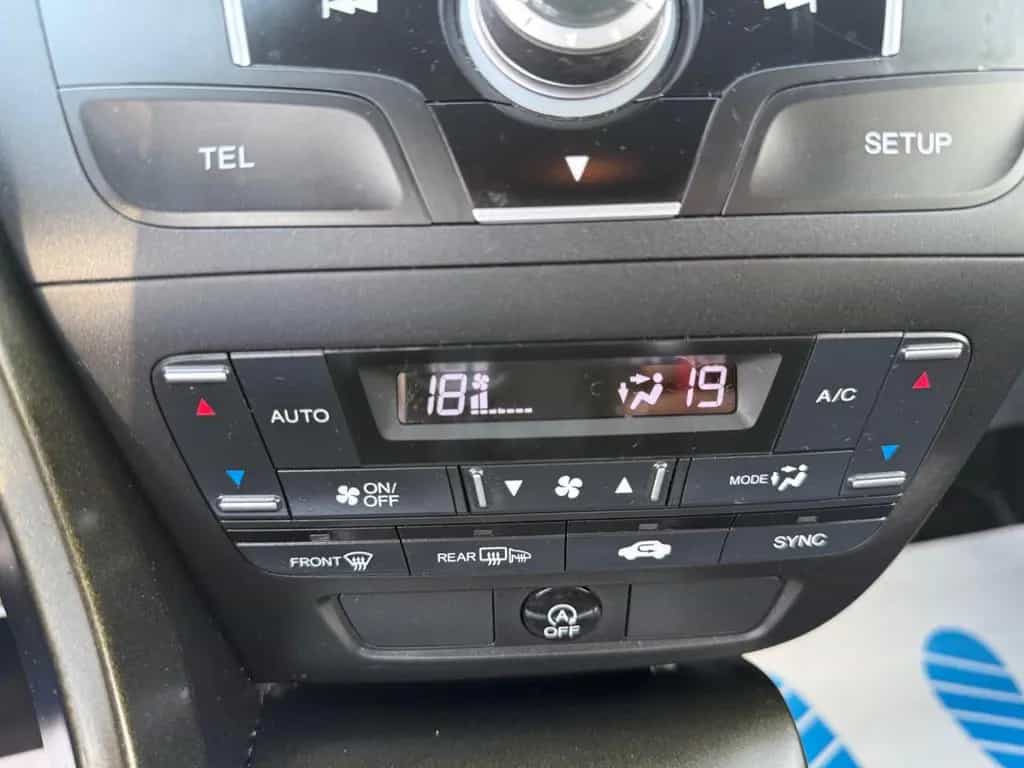 Honda Civic Lim. 5-trg. 1.6 i-DTEC Sport Tüv 03-2028 09/2013-photo-38