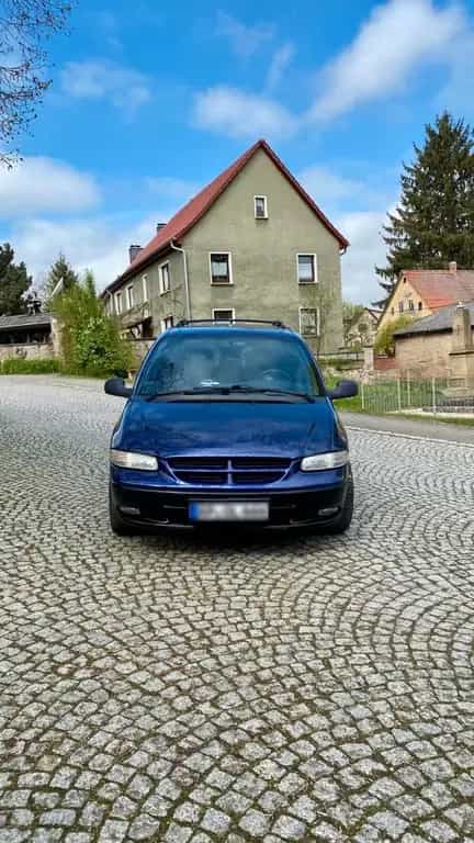 Chrysler Voyager gen.3 (2.5 TD) 02/1998-photo-4
