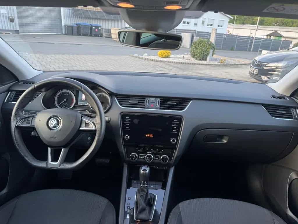 Skoda Octavia Combi Style/Aut/LED/ACC 09/2017-photo-12