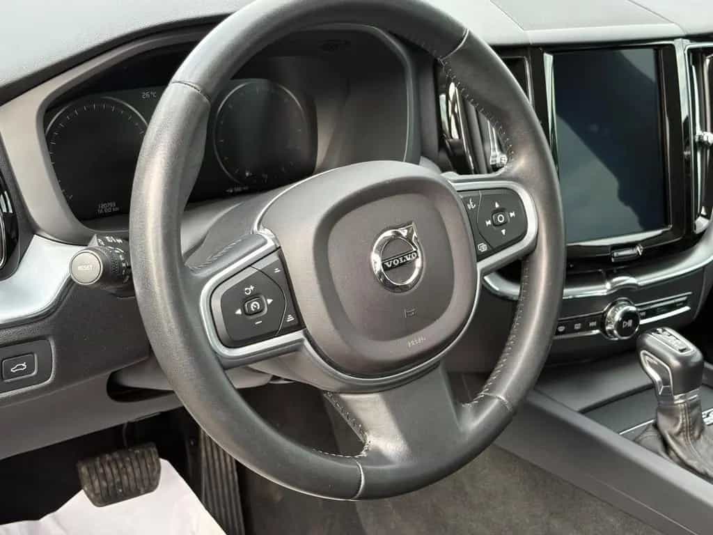 Volvo XC60 D4 Momentum Geartronic Momentum 06/2018-photo-6