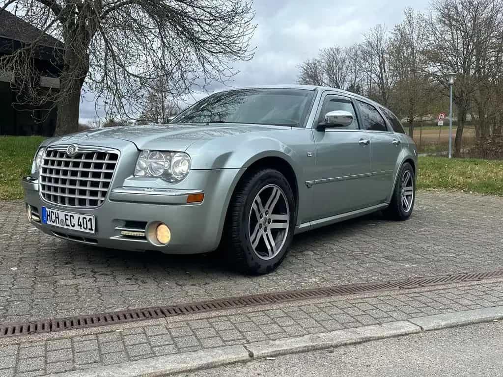 Chrysler 300C Touring 3.5 V6 AWD Autom. - LPG 12/2004-photo-1