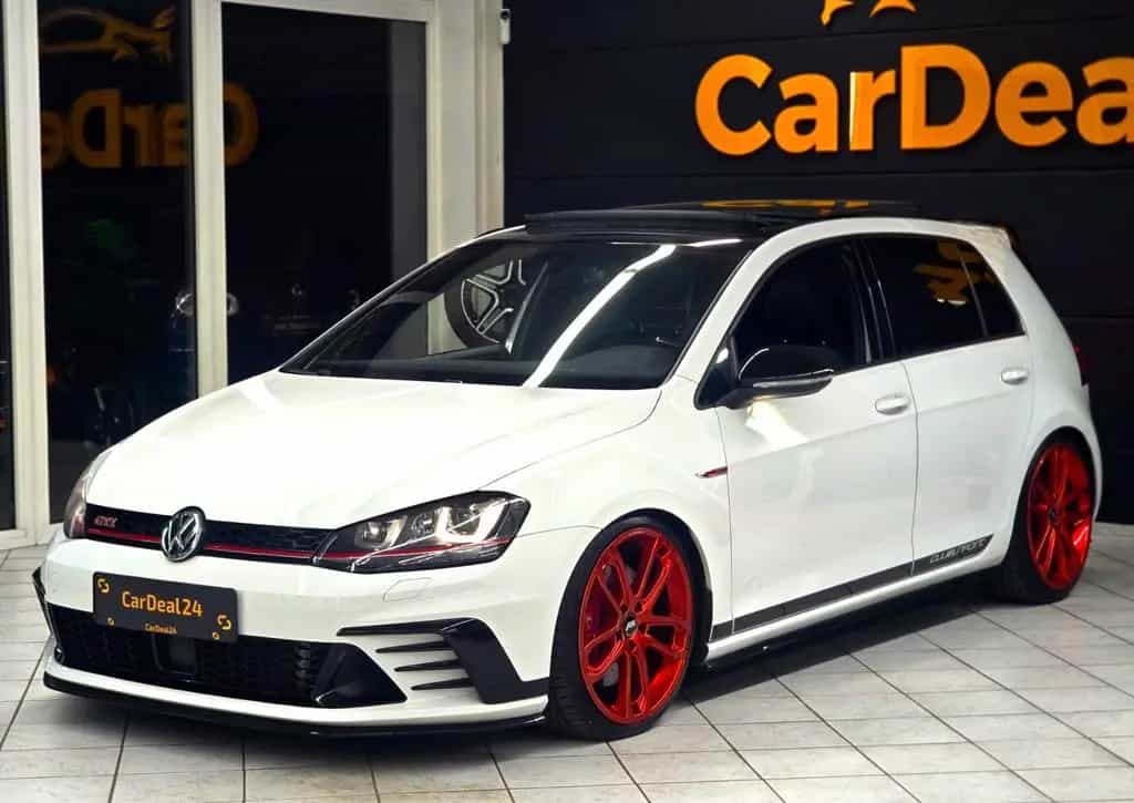 Volkswagen Golf VII GTI Clubsport *DSG*KW*ABT*86TKM*PANO* 05/2016-photo-1