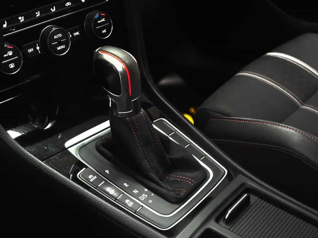 Volkswagen Golf VII GTI Clubsport *DSG*KW*ABT*86TKM*PANO* 05/2016-photo-31