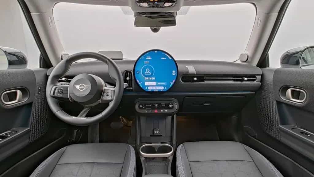 MINI Cooper C 03/2025-photo-11
