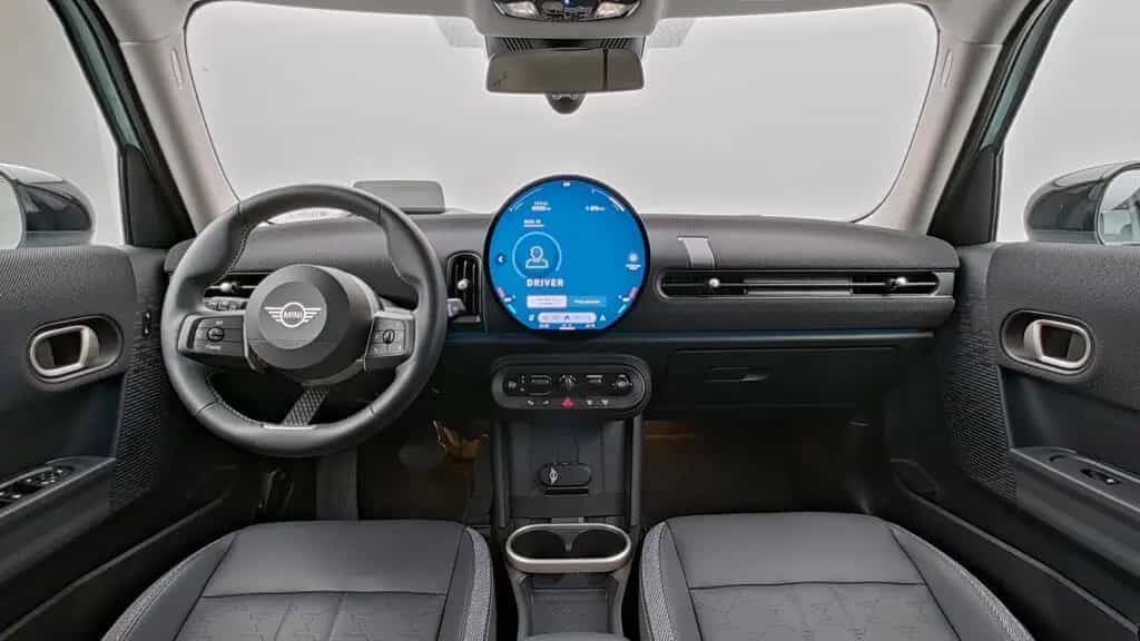 MINI Cooper C 5-Türer 03/2025-photo-11