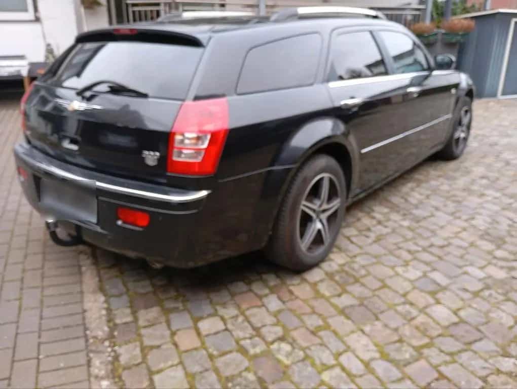 Chrysler 300C Kombi 5,7 Hemi AWD Tausch ge... 06/2005-photo-3