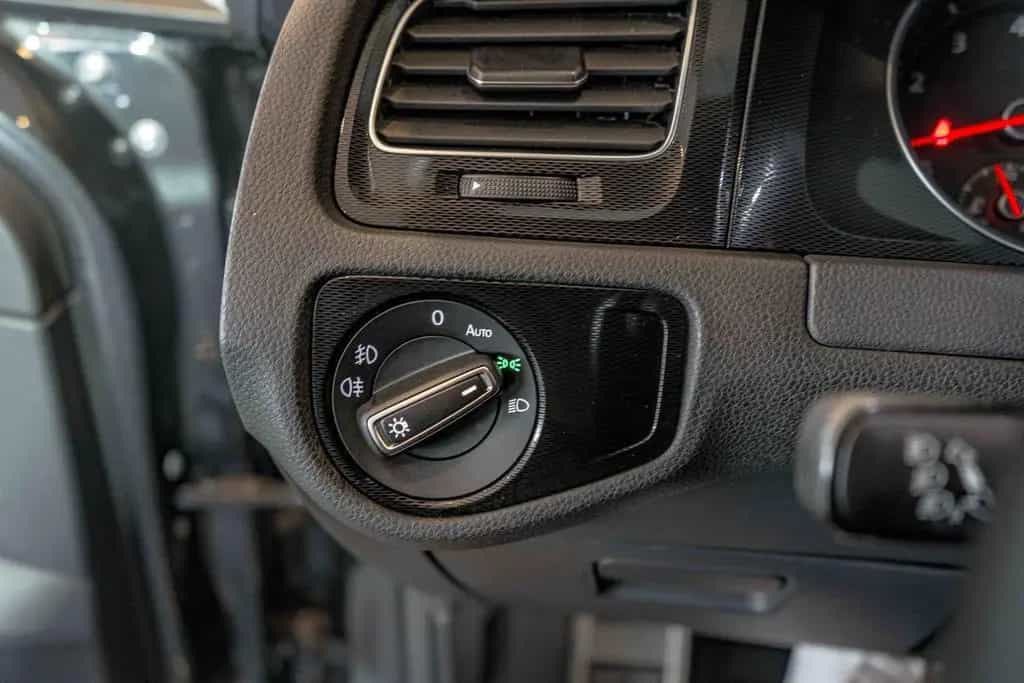 Volkswagen Golf VII Lim. GTI Performance DSG Leder DYNAUDIO 11/2016-photo-22