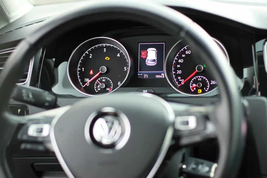 Volkswagen Golf 2.0 TDI SCR DSG Highline Highline 09/2019-photo-6