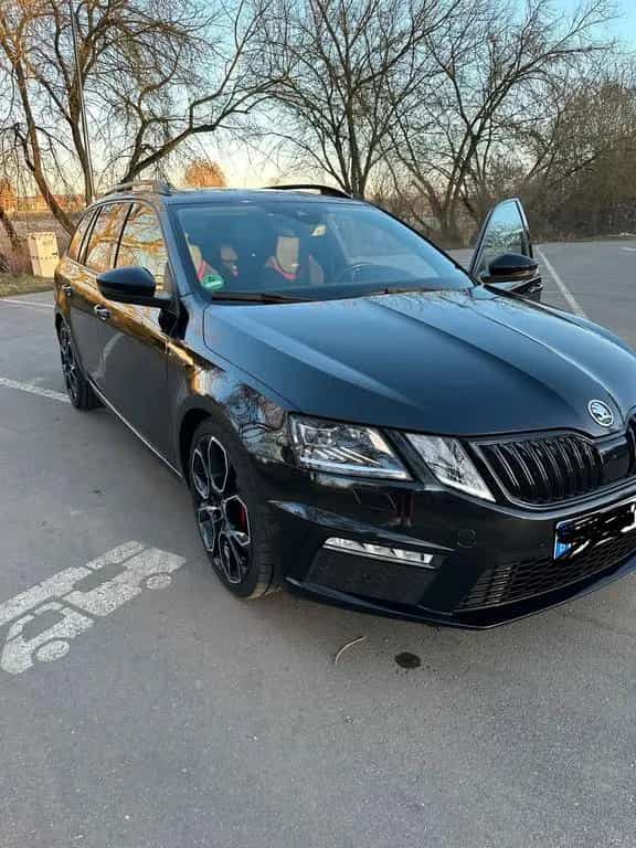 Skoda Octavia Rs 10/2018-photo-0