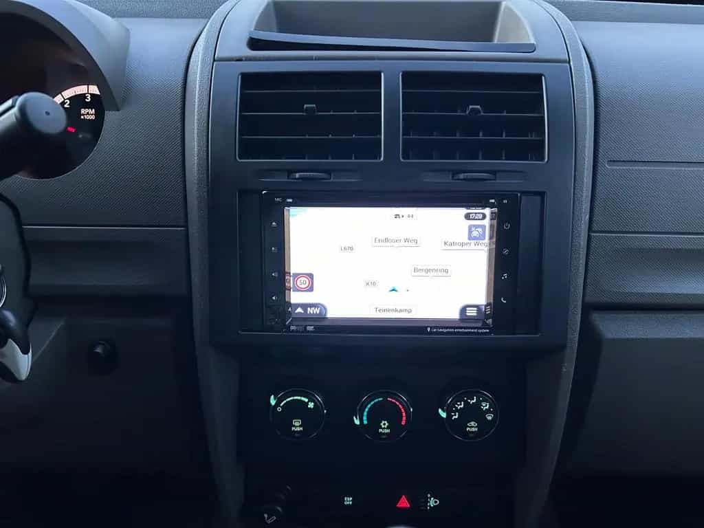 Dodge Nitro 2.8 SE*Klima*AHK*Standheizung*Tüv* 09/2008-photo-14