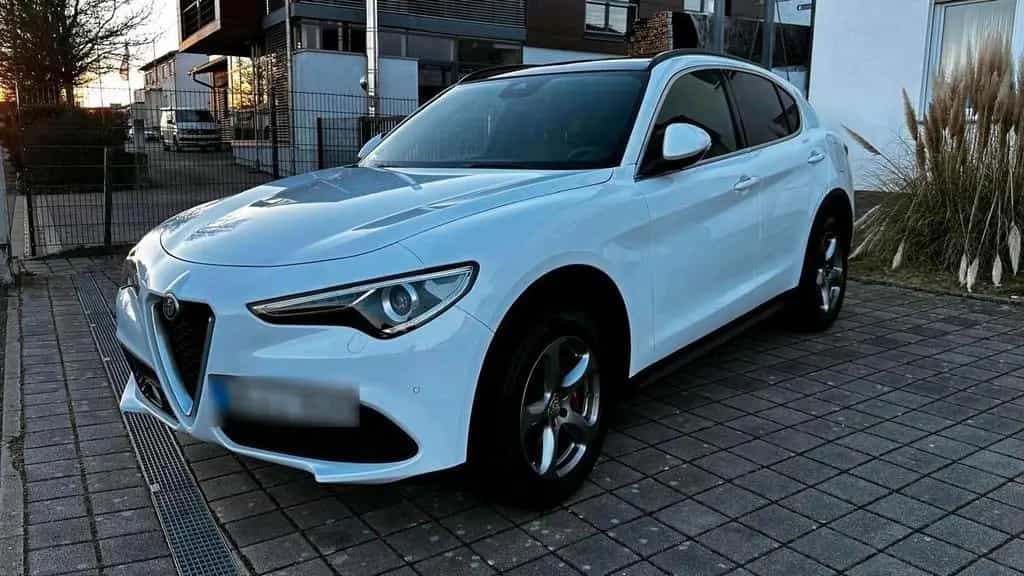 Alfa Romeo Stelvio 09/2019-photo-1